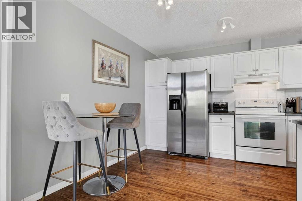418, 10 Sierra Morena Mews SW — photo 17