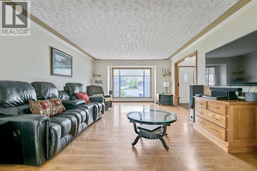 35 Candle Court SW — photo 5