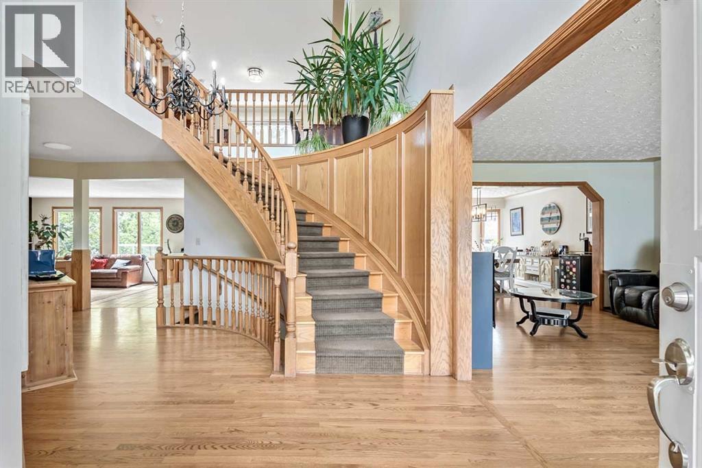 35 Candle Court SW — photo 3