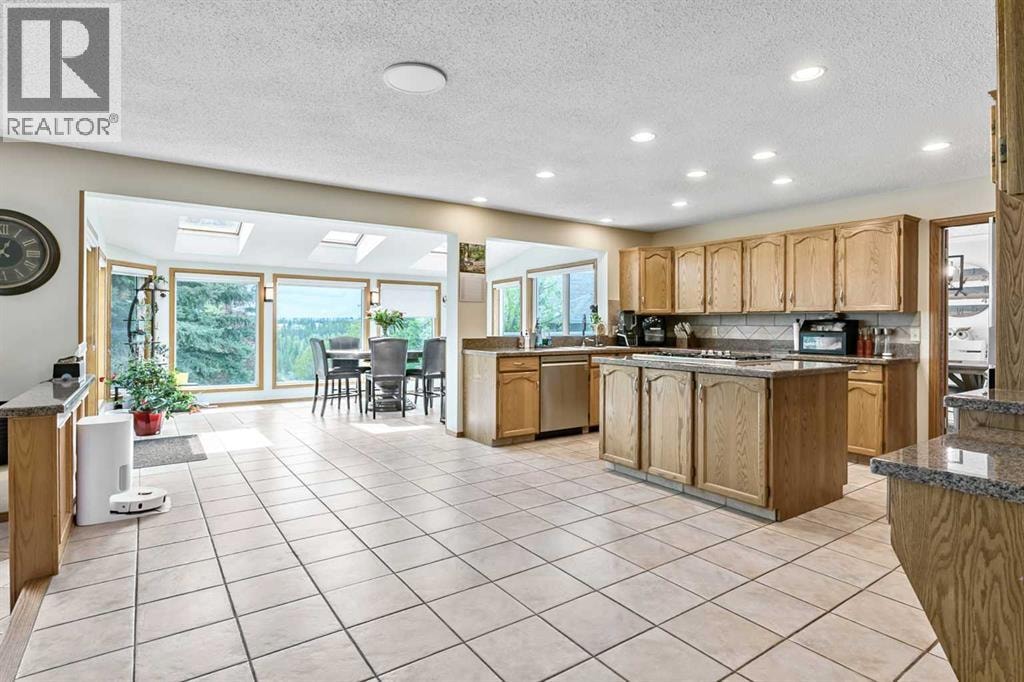 35 Candle Court SW — photo 7