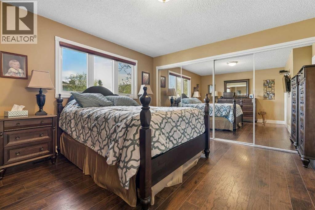 6751 34 Avenue NE — photo 18