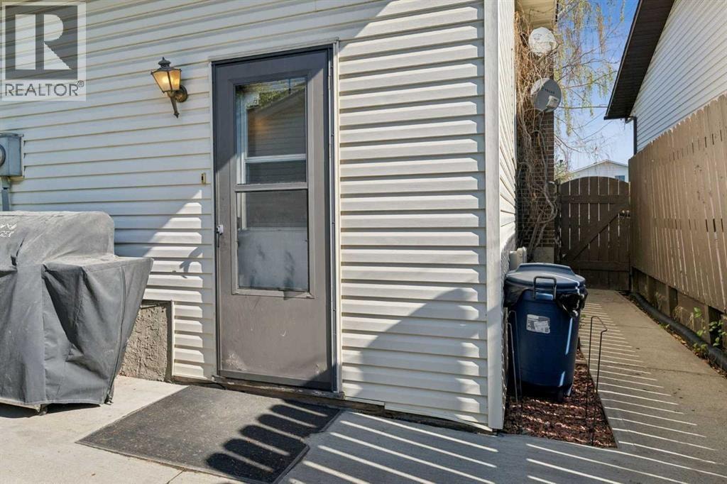 6751 34 Avenue NE — photo 36