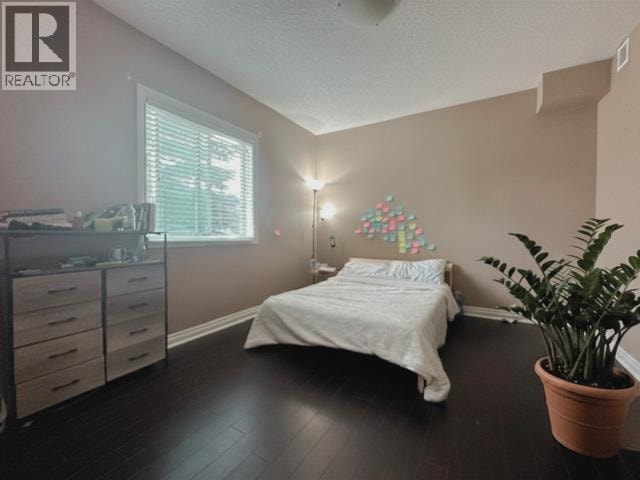 102, 110 12 Avenue NE — photo 7