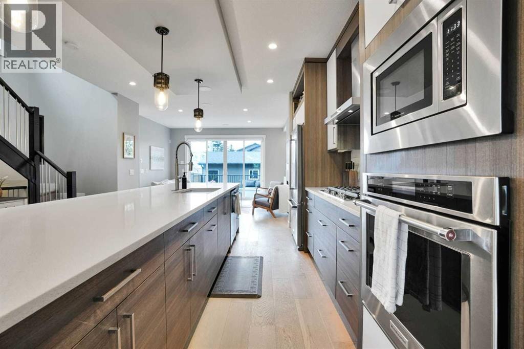4405 20 Avenue NW — photo 11