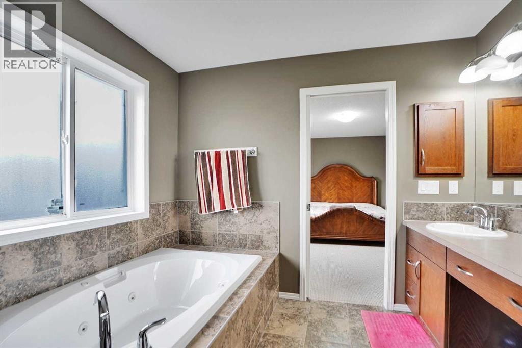 39 Skyview Shores Rise NE — photo 35