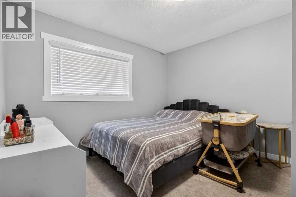 2414 27 Street SE — photo 26