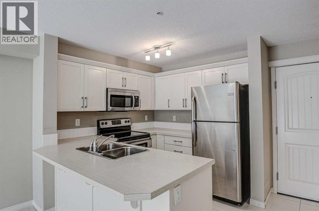 2217, 130 Panatella Street NW — photo 3