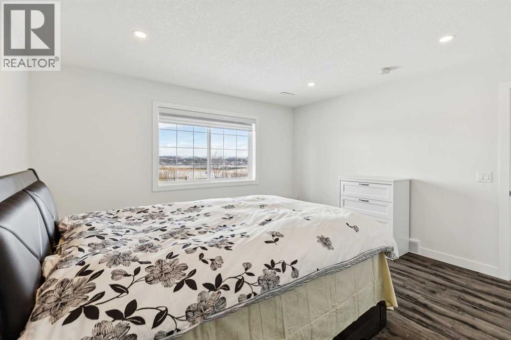 176 Cranarch Crescent SE — photo 42
