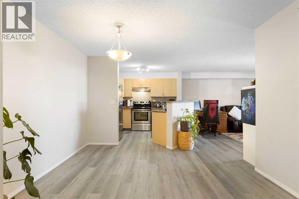 2320, 2371 Eversyde Avenue SW — photo 15