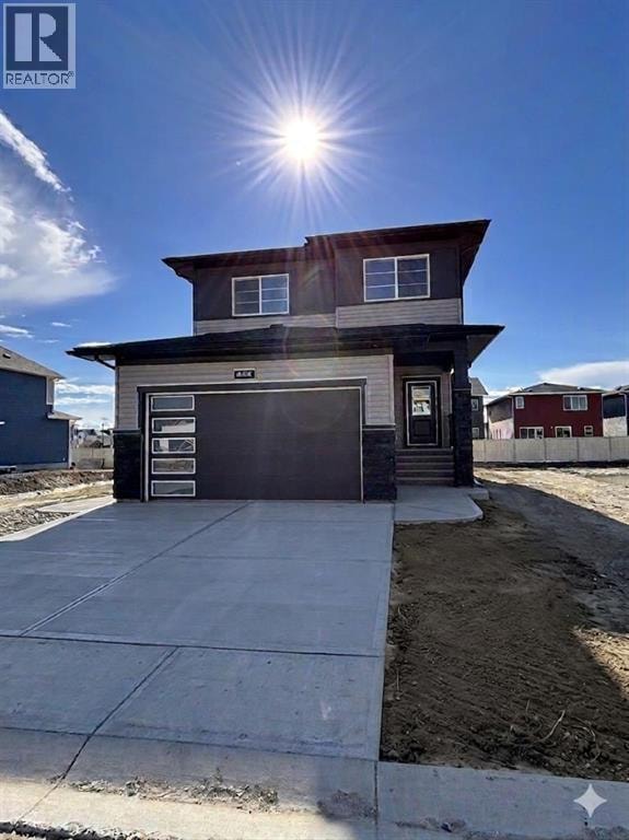 475 Baywater Green SW — photo 1