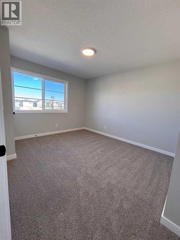 475 Baywater Green SW — photo 24
