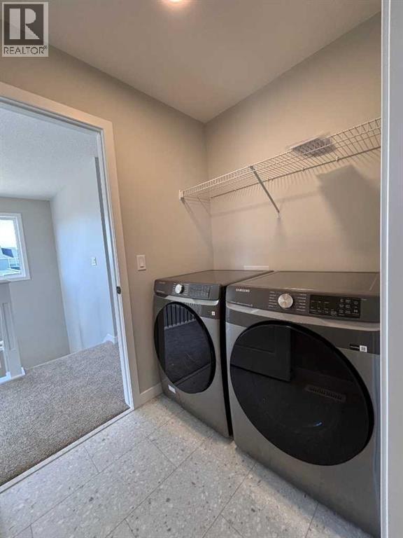 475 Baywater Green SW — photo 25