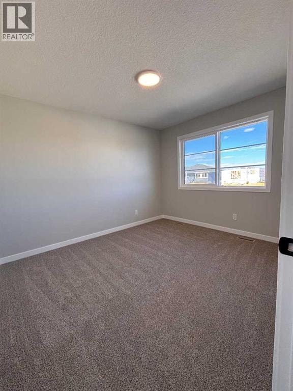 475 Baywater Green SW — photo 26