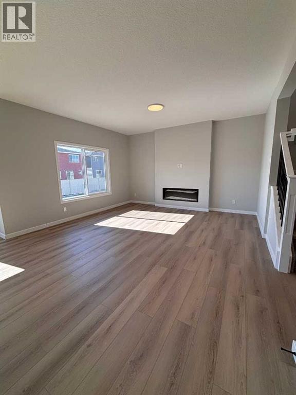 475 Baywater Green SW — photo 8