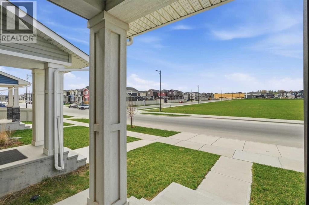 328 Bayview Street SW — photo 4