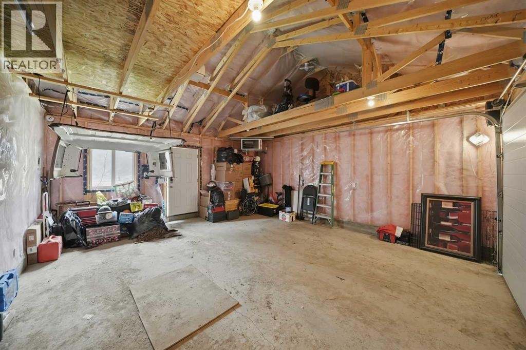 328 Bayview Street SW — photo 27