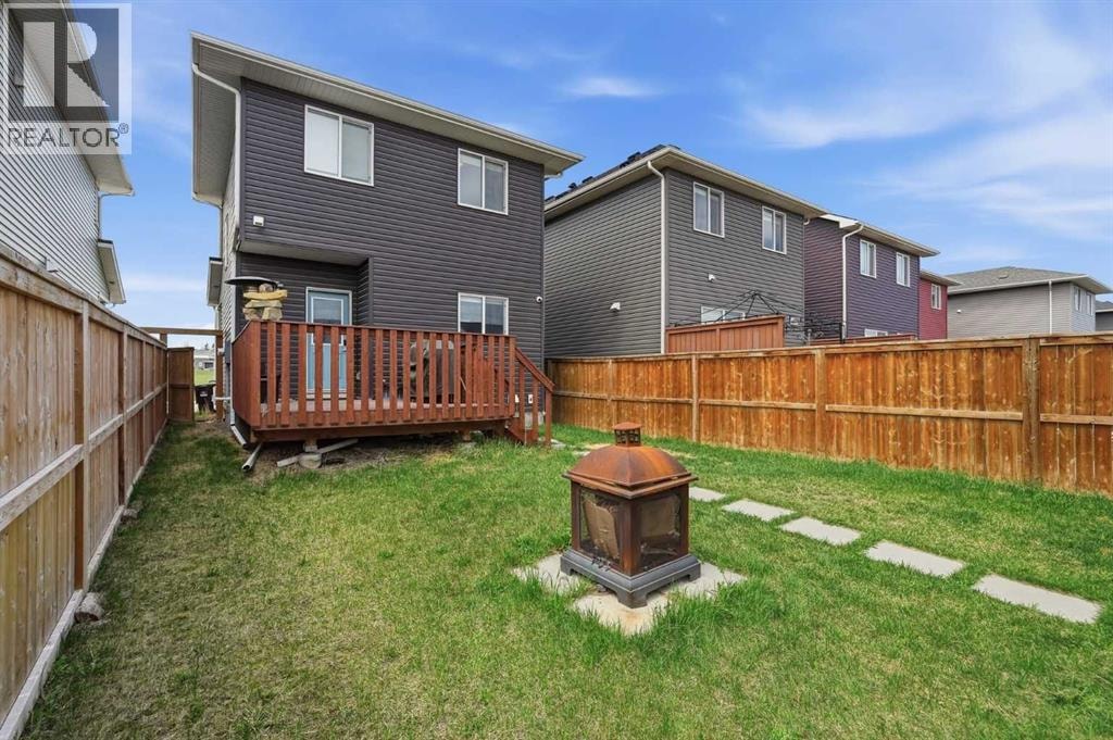 328 Bayview Street SW — photo 24