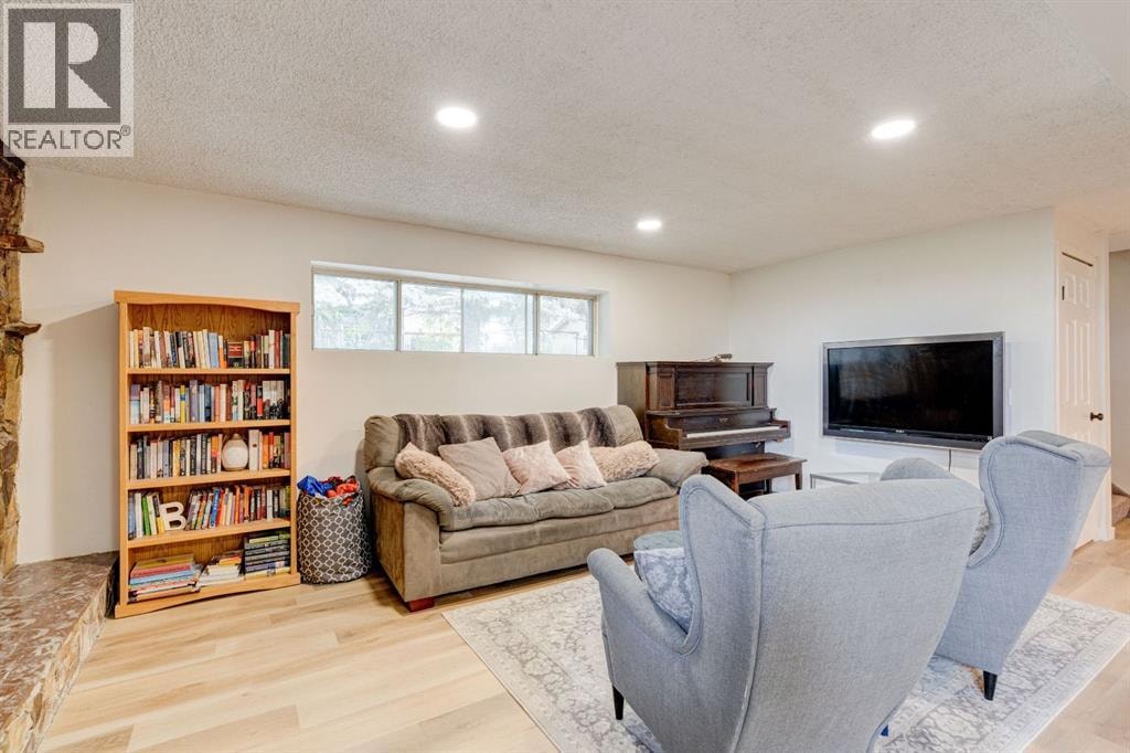 1153 East Lakeview Road — photo 39