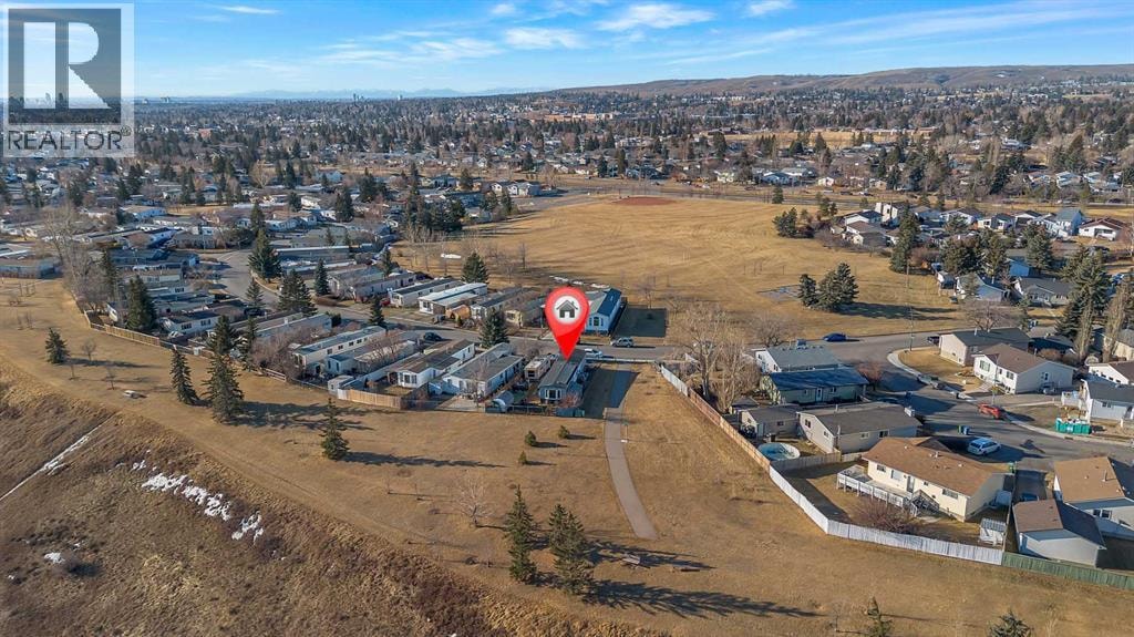 101 Huntstrom Drive NE — photo 3