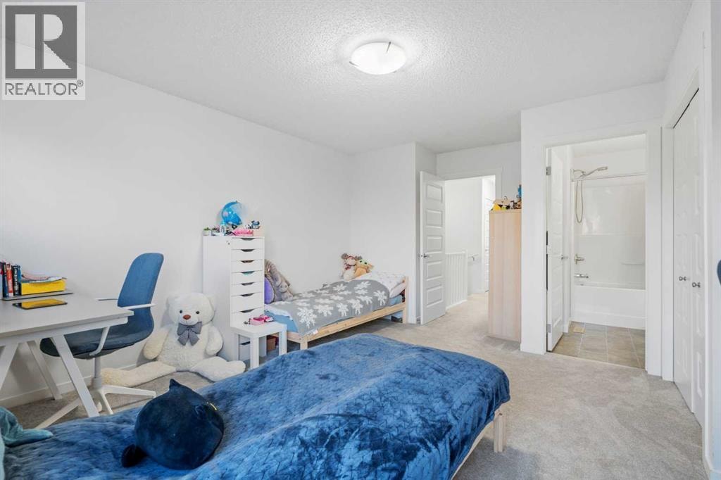 111 Auburn Bay Street SE — photo 30