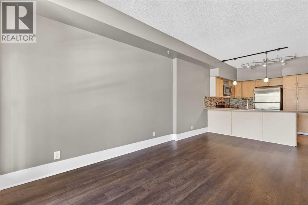 312, 205 Riverfront Avenue SW — photo 8