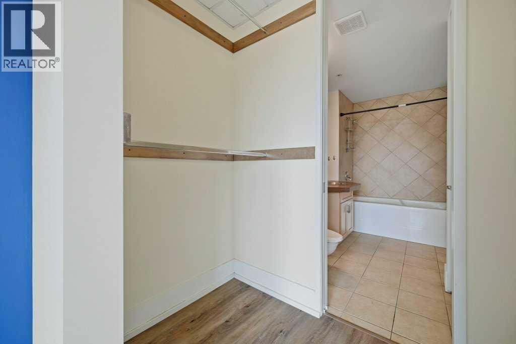 606, 205 Riverfront Avenue SW — photo 17