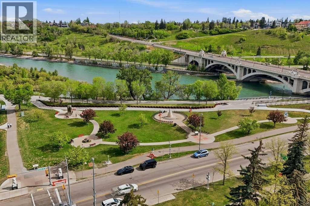 606, 205 Riverfront Avenue SW — photo 23