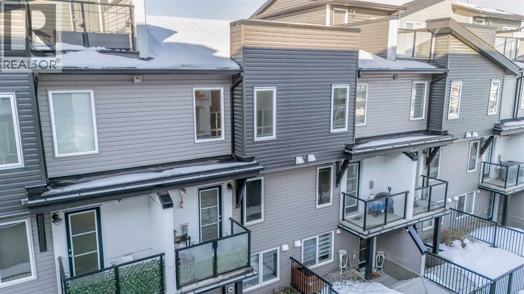 304, 474 Seton Circle SE — photo 38