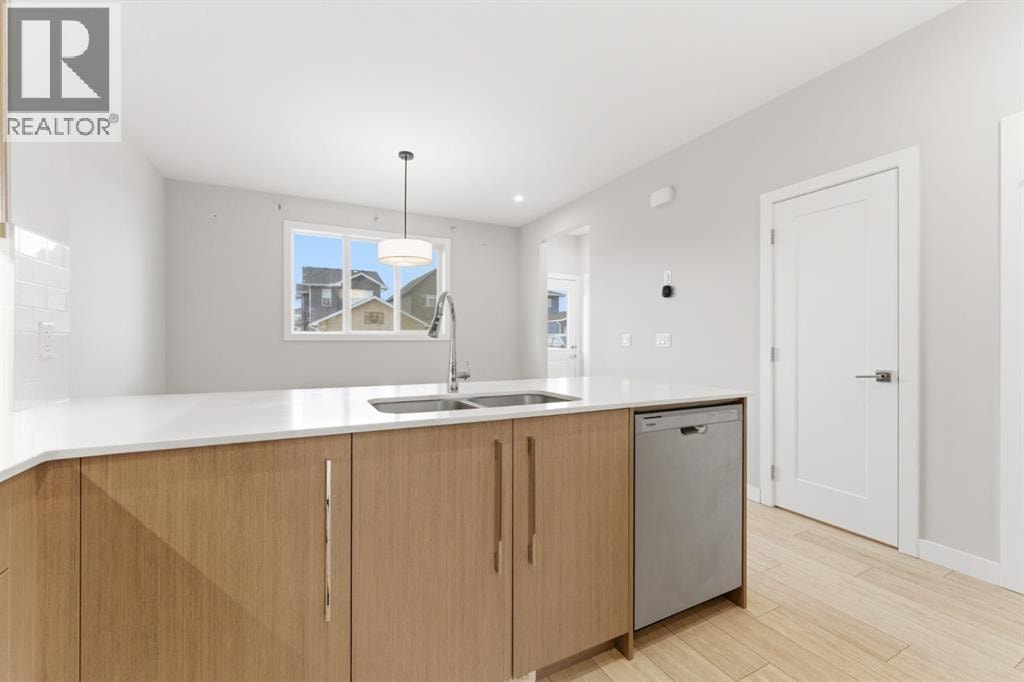 1060 West Lakeview Drive — photo 13