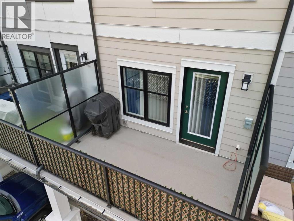 11 Les Jardins Park SE — photo 40