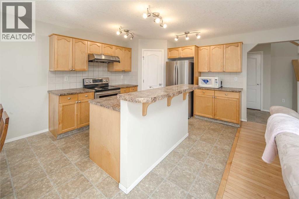 96 Panamount Manor NW — photo 8