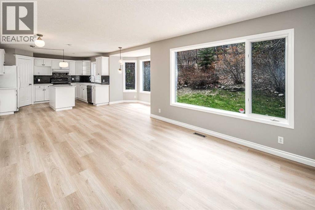 79 Hamptons Heights NW — photo 14