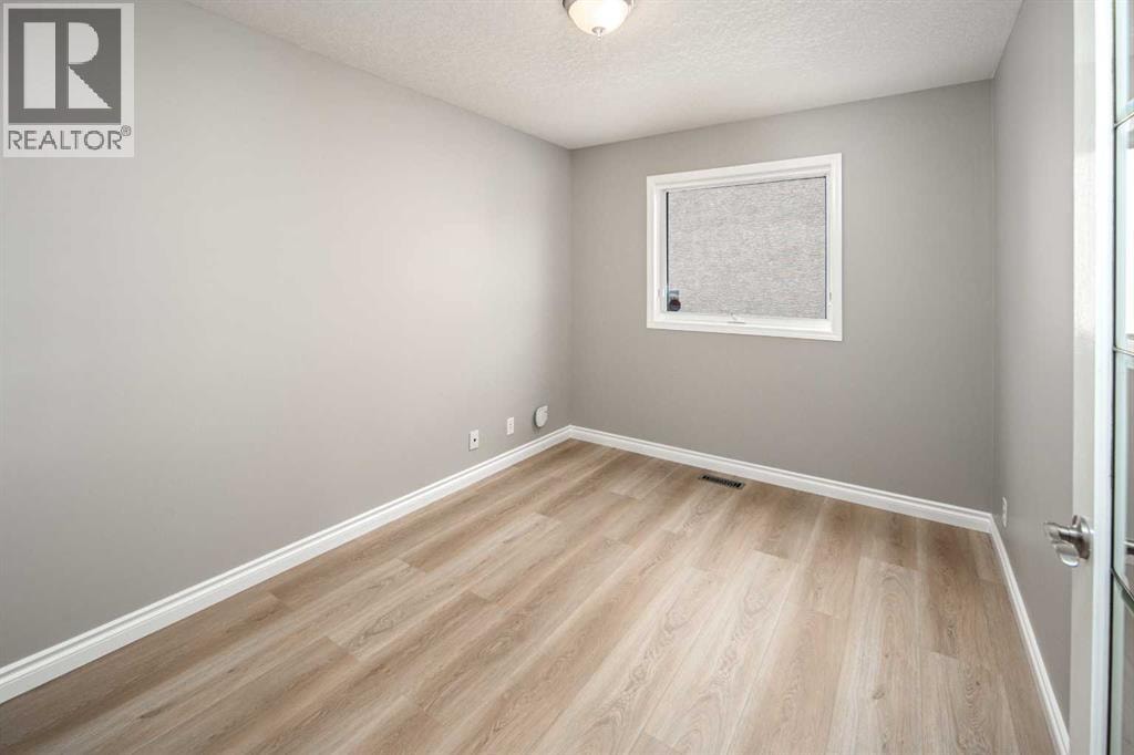 79 Hamptons Heights NW — photo 20