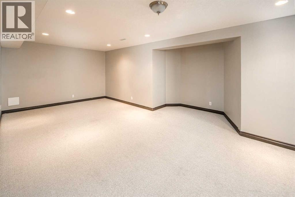 79 Hamptons Heights NW — photo 35