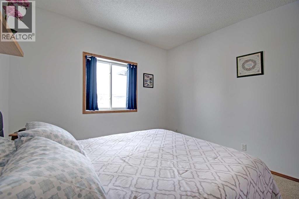 49 Thornfield Close SE — photo 21