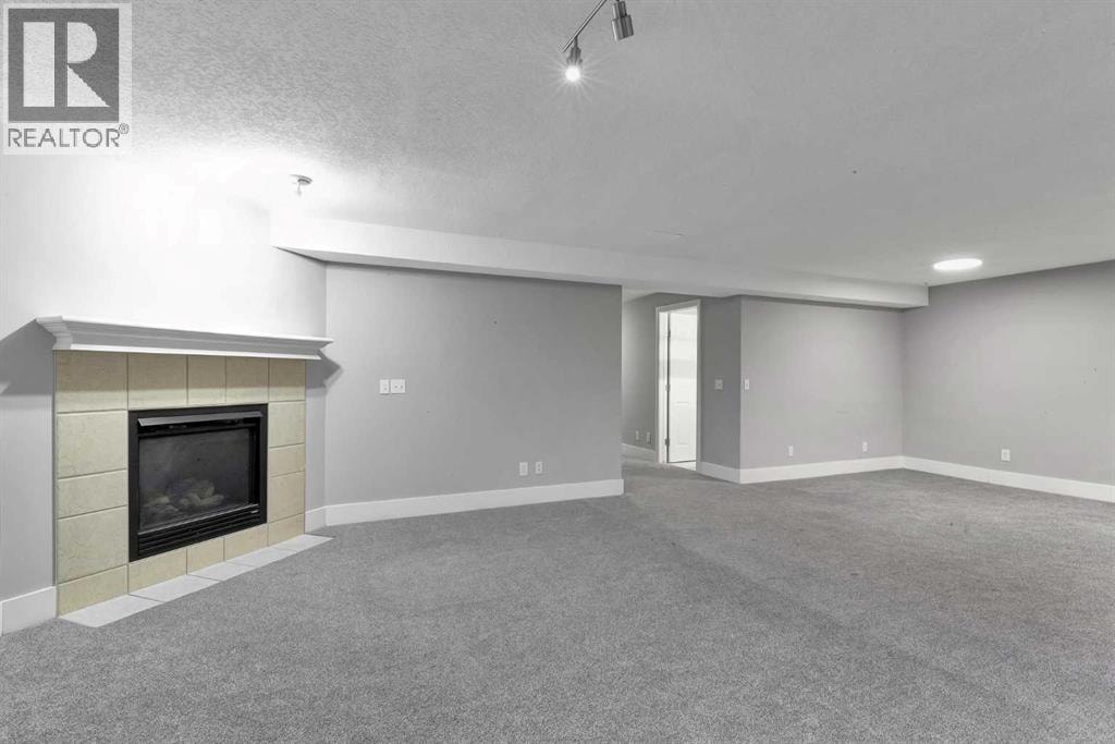 197 Royal Crest View NW — photo 14