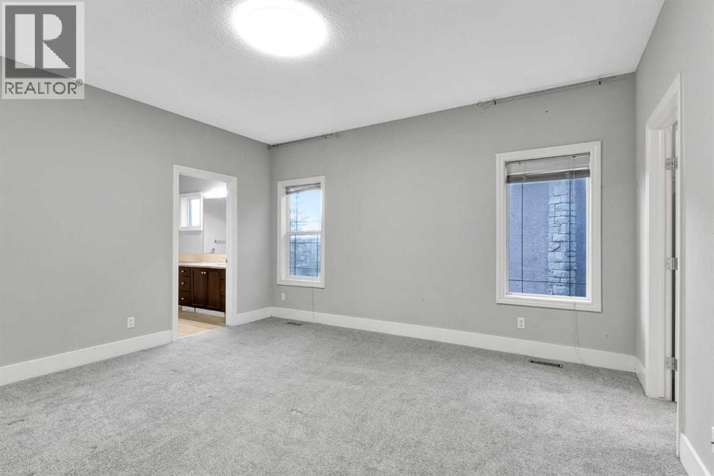 197 Royal Crest View NW — photo 9