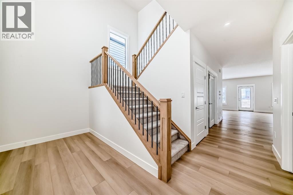 707 Mandalay Avenue — photo 23