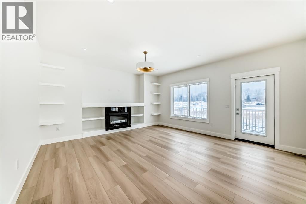 707 Mandalay Avenue — photo 15