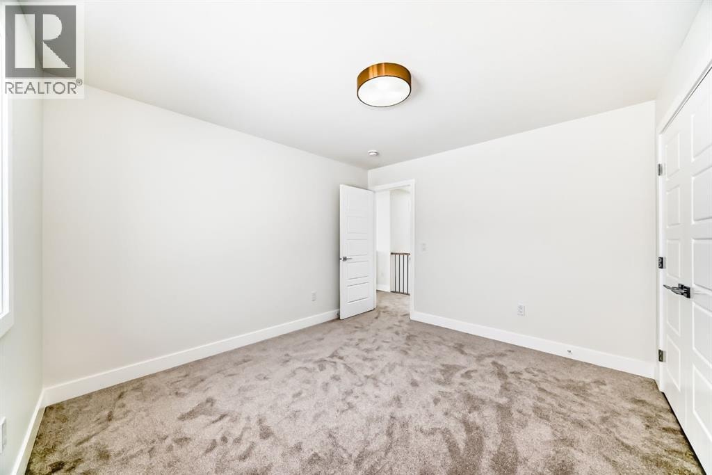 707 Mandalay Avenue — photo 35