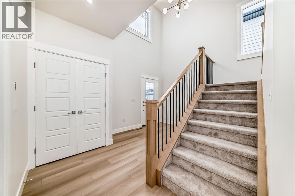 707 Mandalay Avenue — photo 24