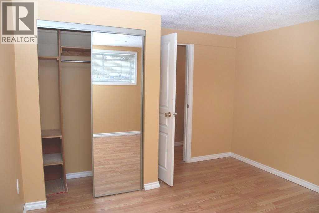 884 Rundlecairn Way NE — photo 17