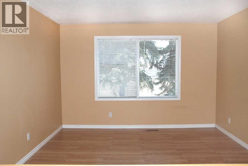 884 Rundlecairn Way NE — photo 7