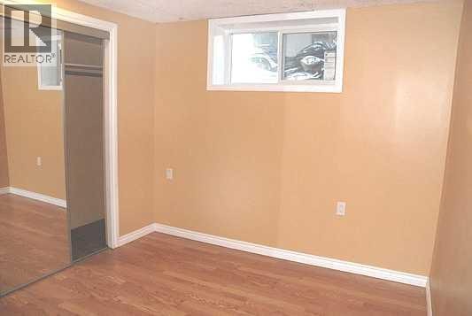 884 Rundlecairn Way NE — photo 18