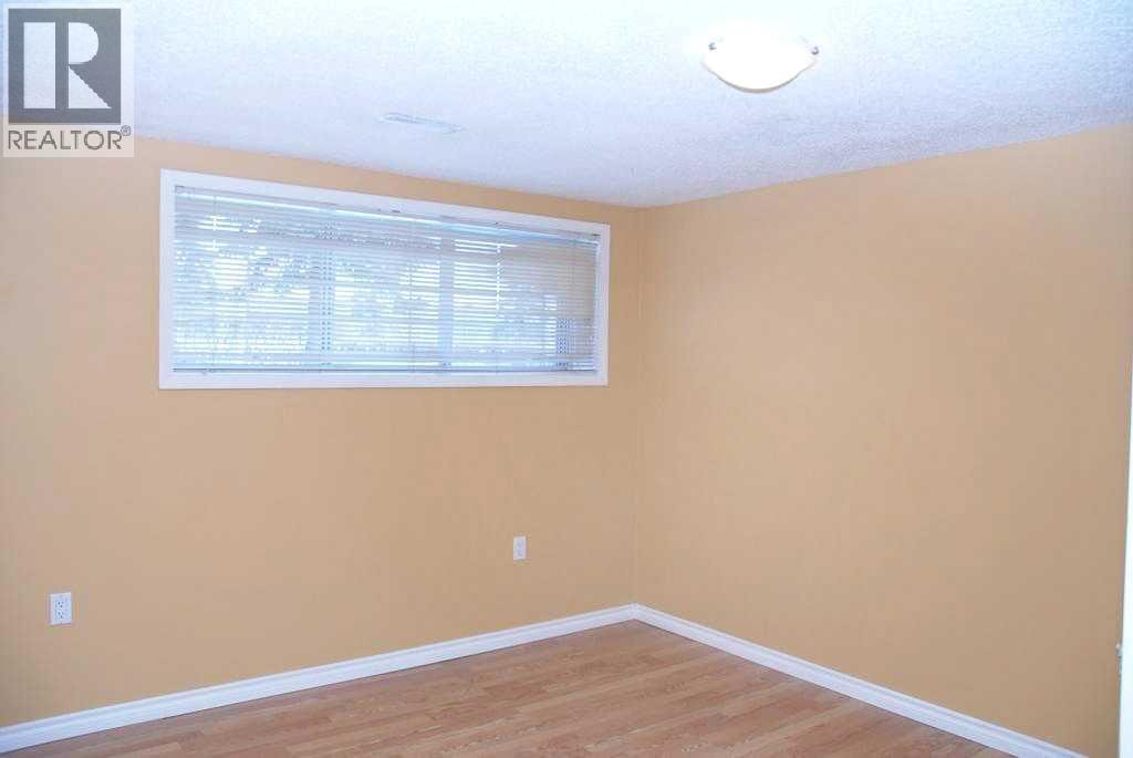 884 Rundlecairn Way NE — photo 15