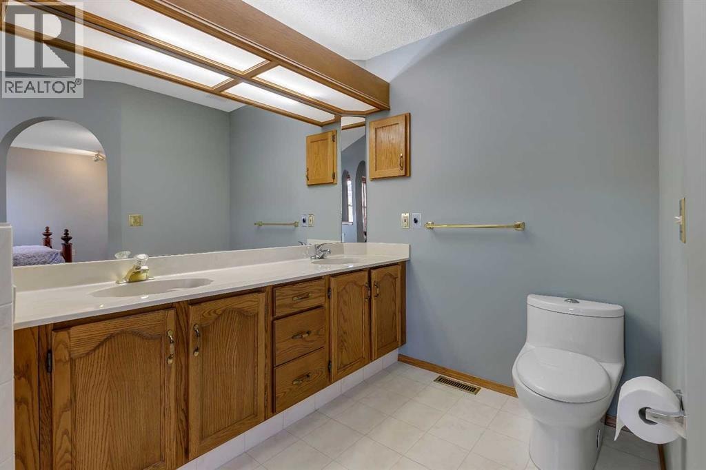 2856 Signal Hill Heights SW — photo 18