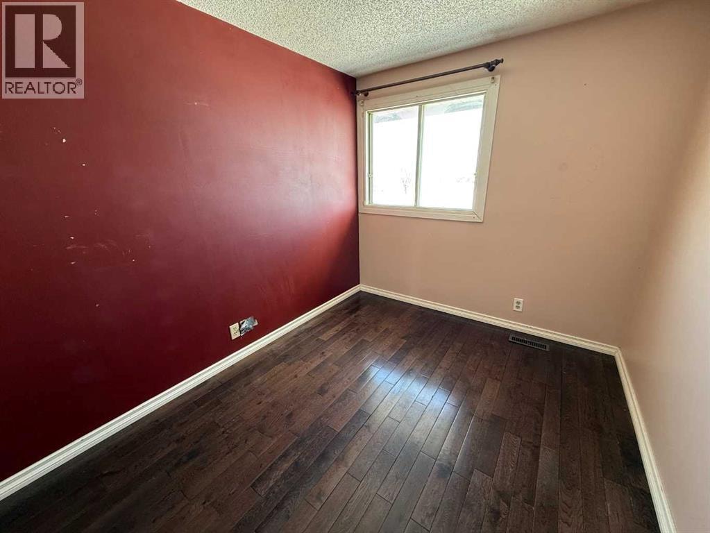 93, 1555 Falconridge Drive — photo 28