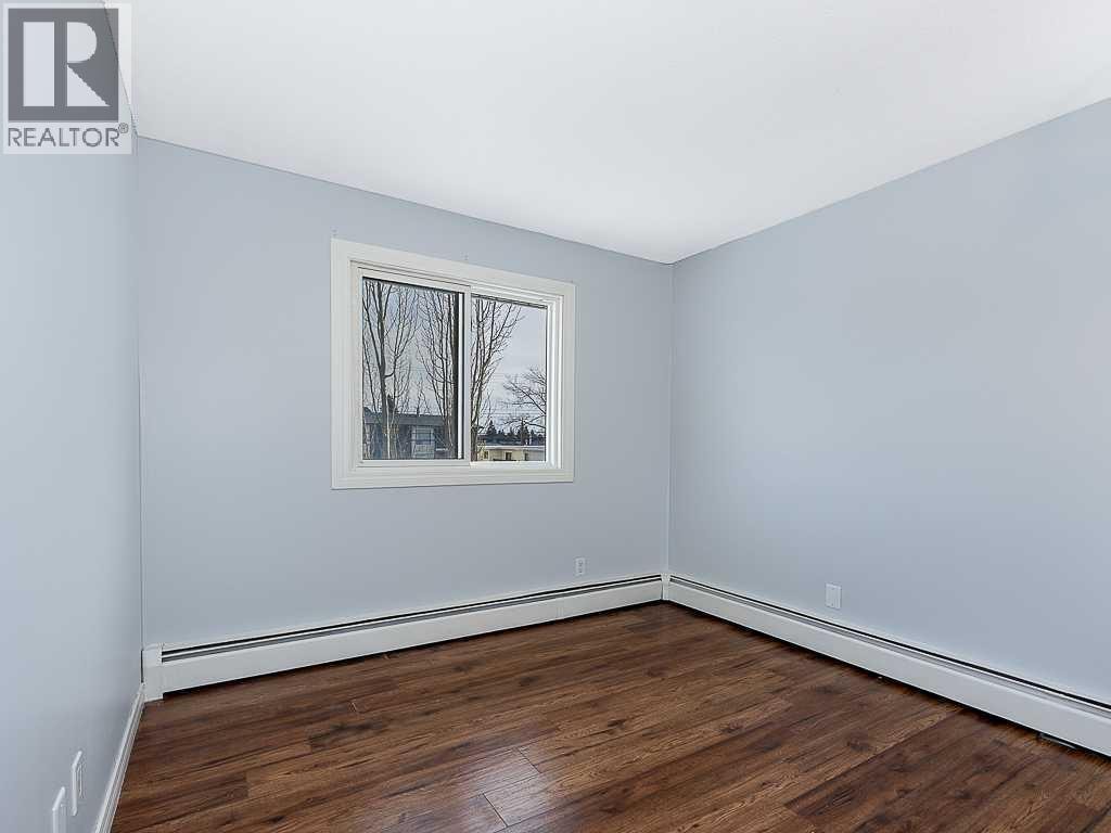 5, 4328 75 Street NW — photo 7