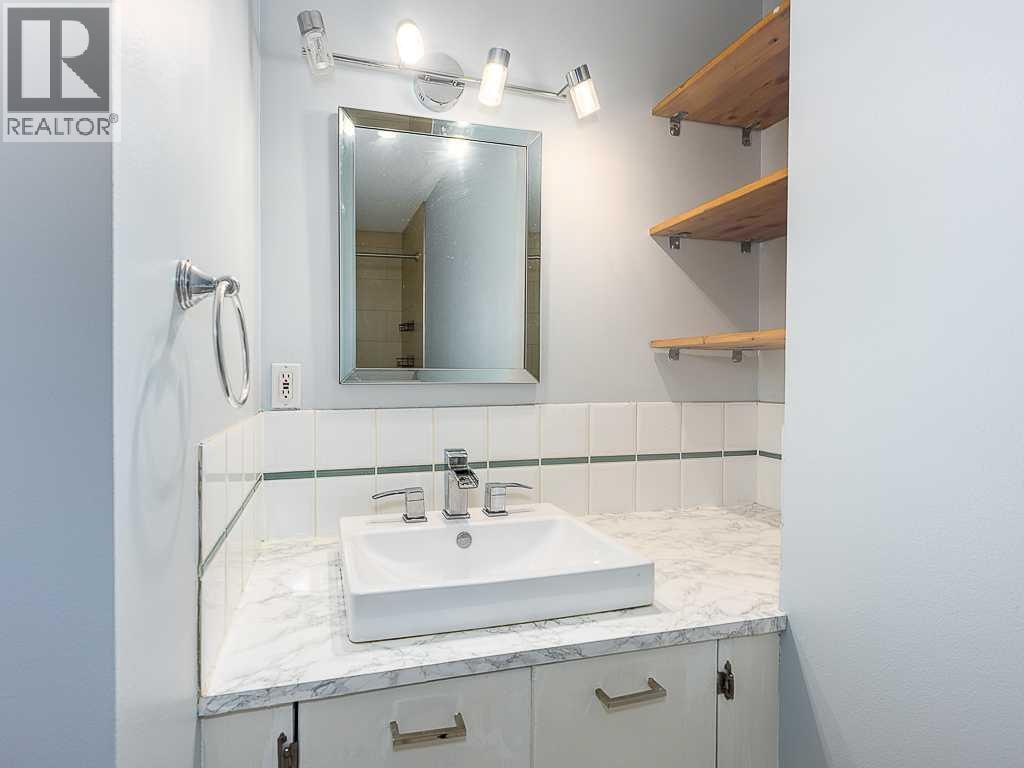 5, 4328 75 Street NW — photo 10