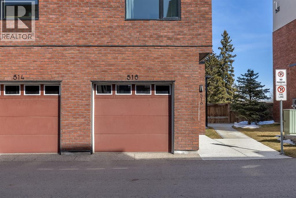 516 Greenbriar Common NW — photo 10